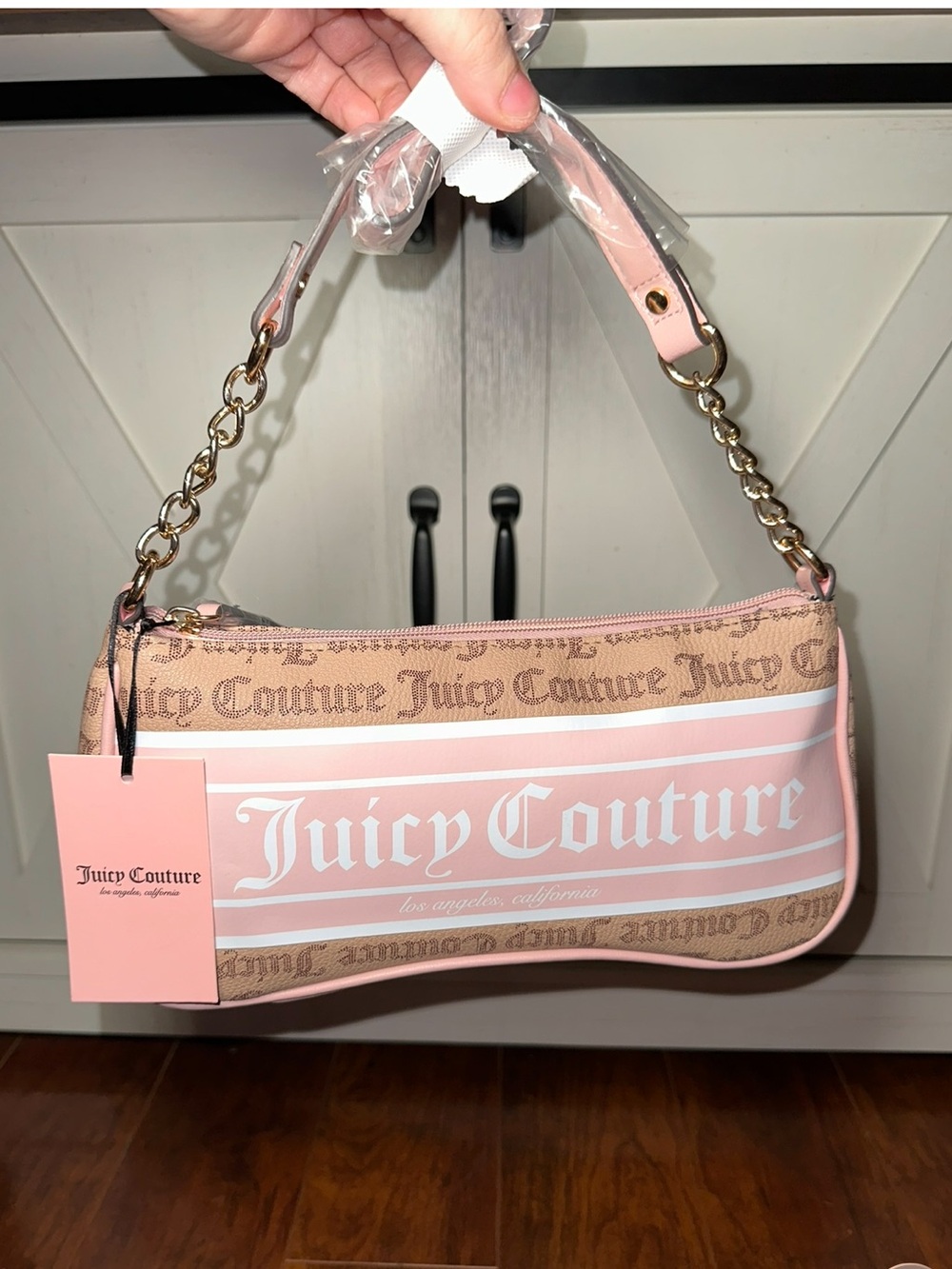Juicy Couture Fashionista Shoulder Bag in French Latte with Logo